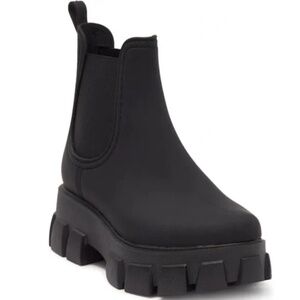 Jeffrey Campbell platform Chelsea rain boots 6